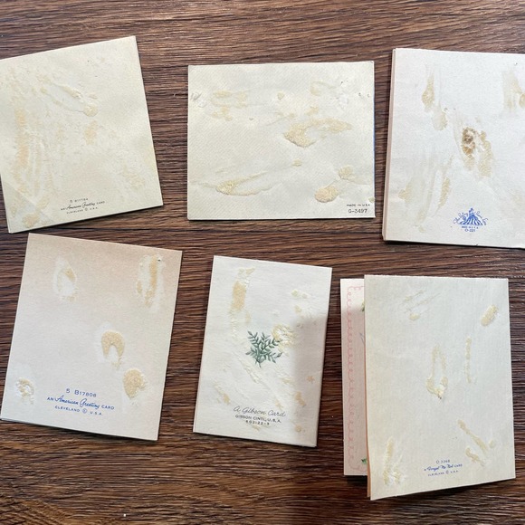 Lot of Kitsch Shower Cards and Wedding Cards - Picture 7 of 13